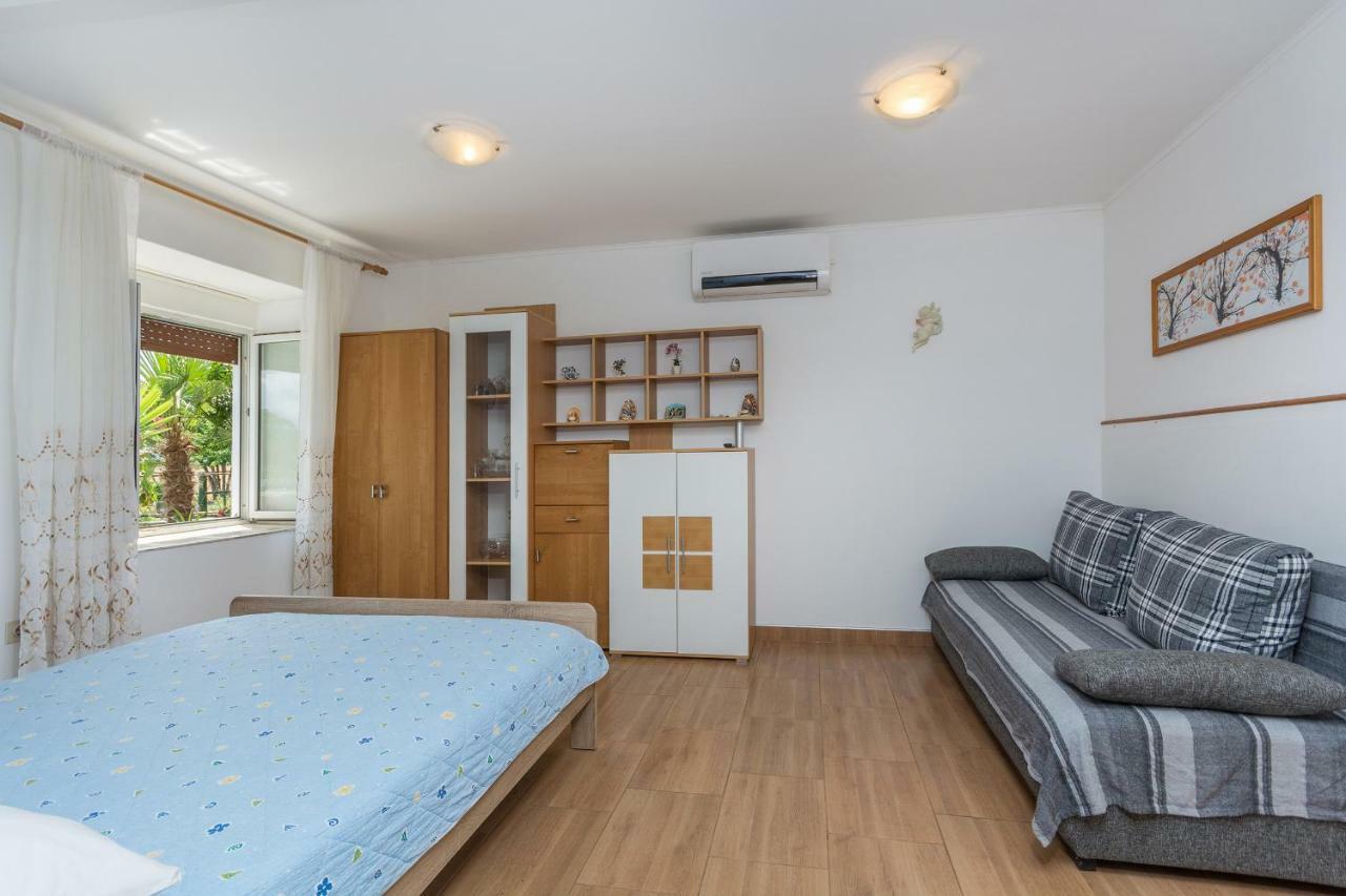 Apartments Mijat Novigrad Istria Kültér fotó