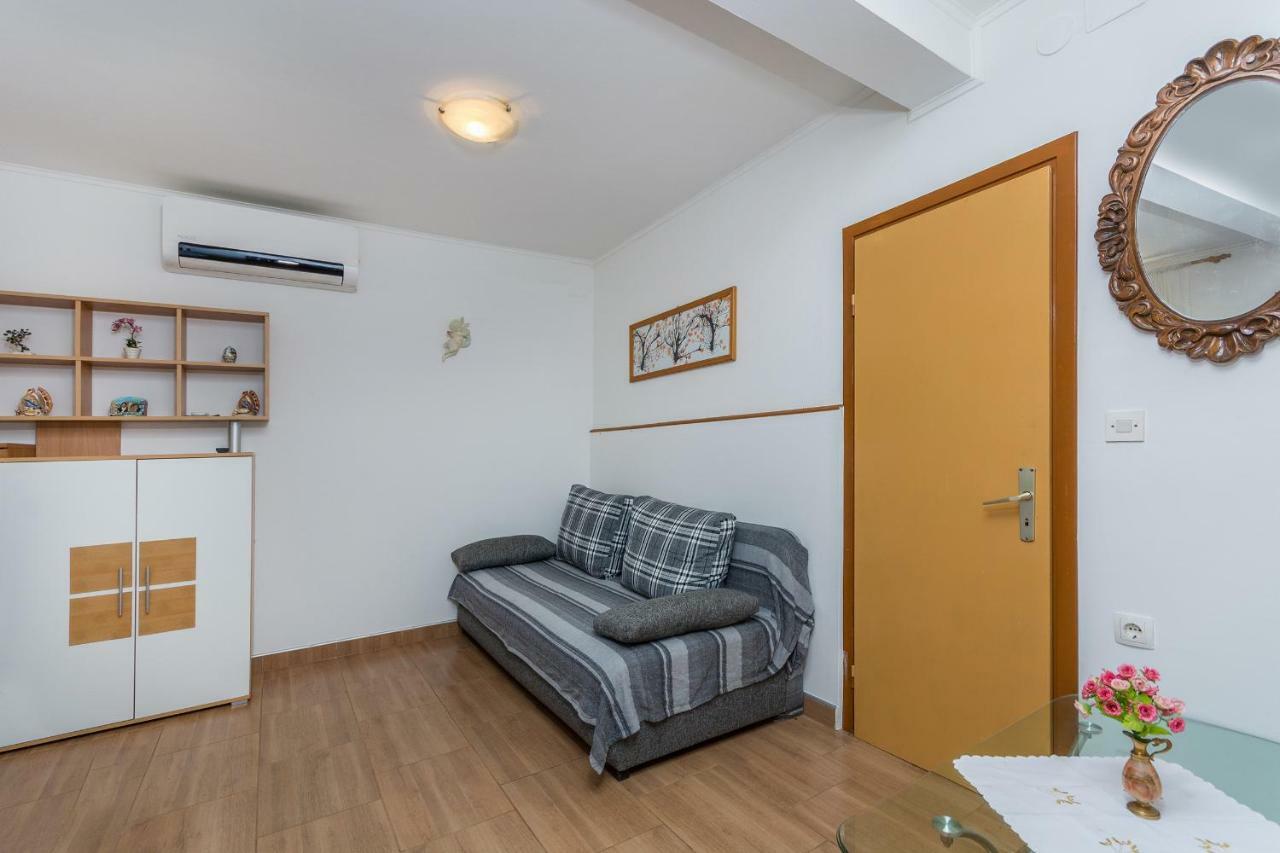 Apartments Mijat Novigrad Istria Kültér fotó