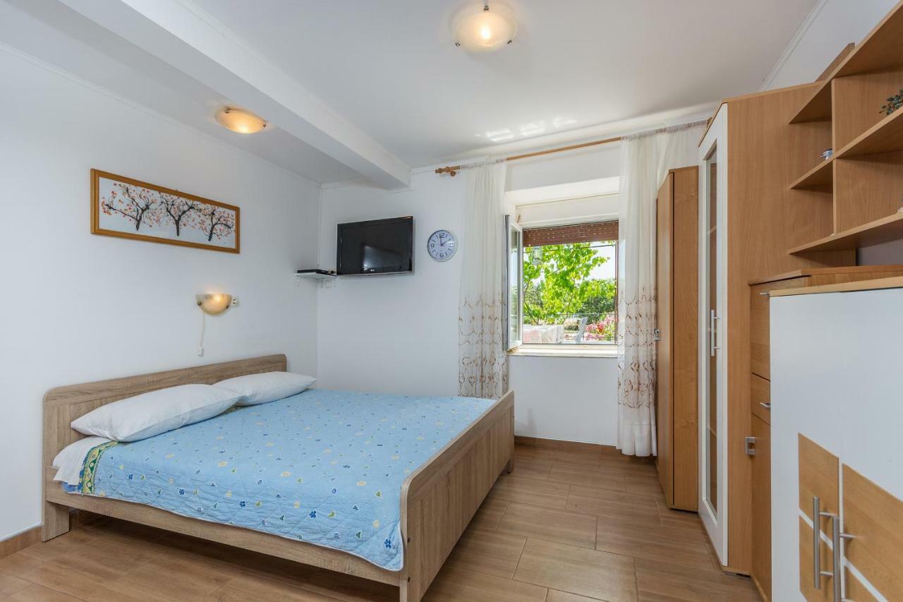 Apartments Mijat Novigrad Istria Kültér fotó