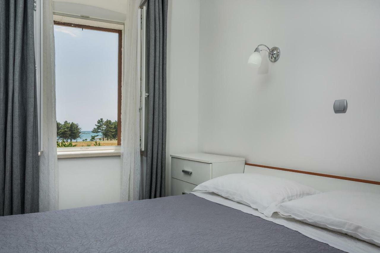 Apartments Mijat Novigrad Istria Kültér fotó